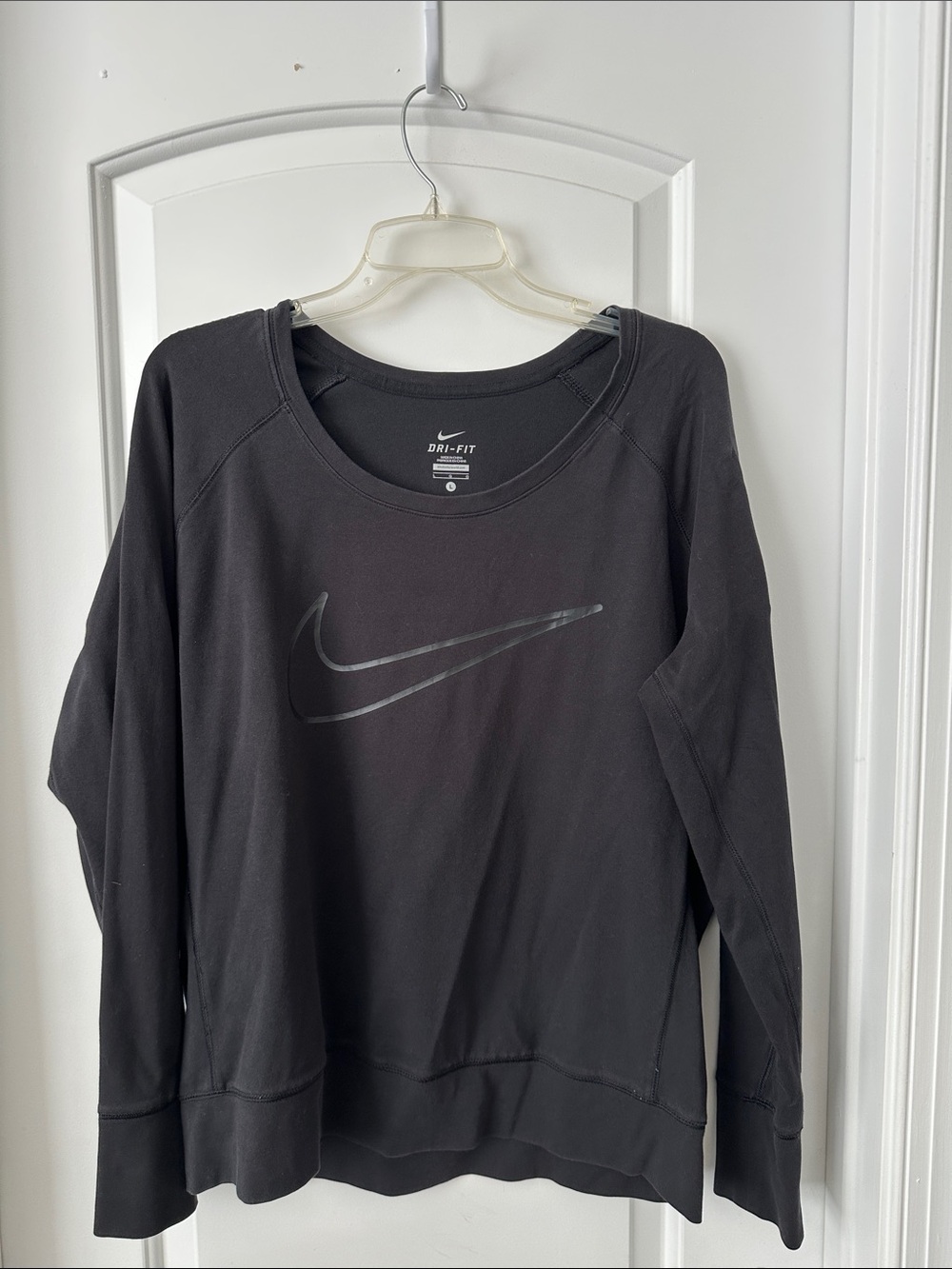 Nike Black Women's Dri-Fit Crewneck Sweatshirt